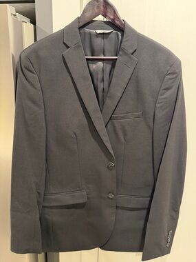 Le Chateau Black Two-Button Blazer